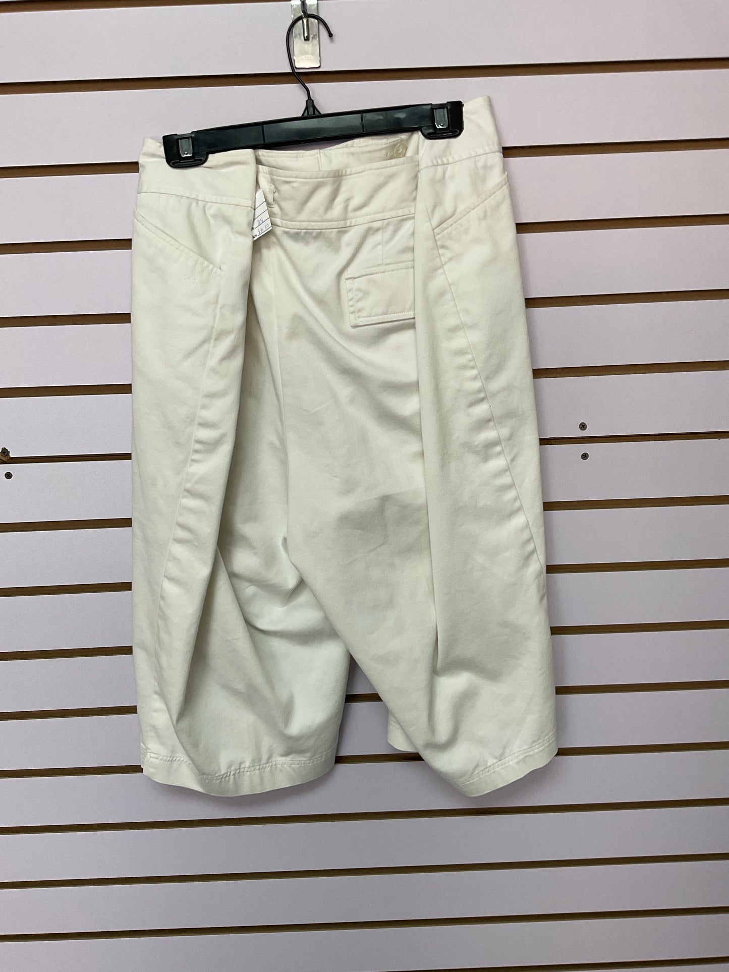 Pantalón Bermuda