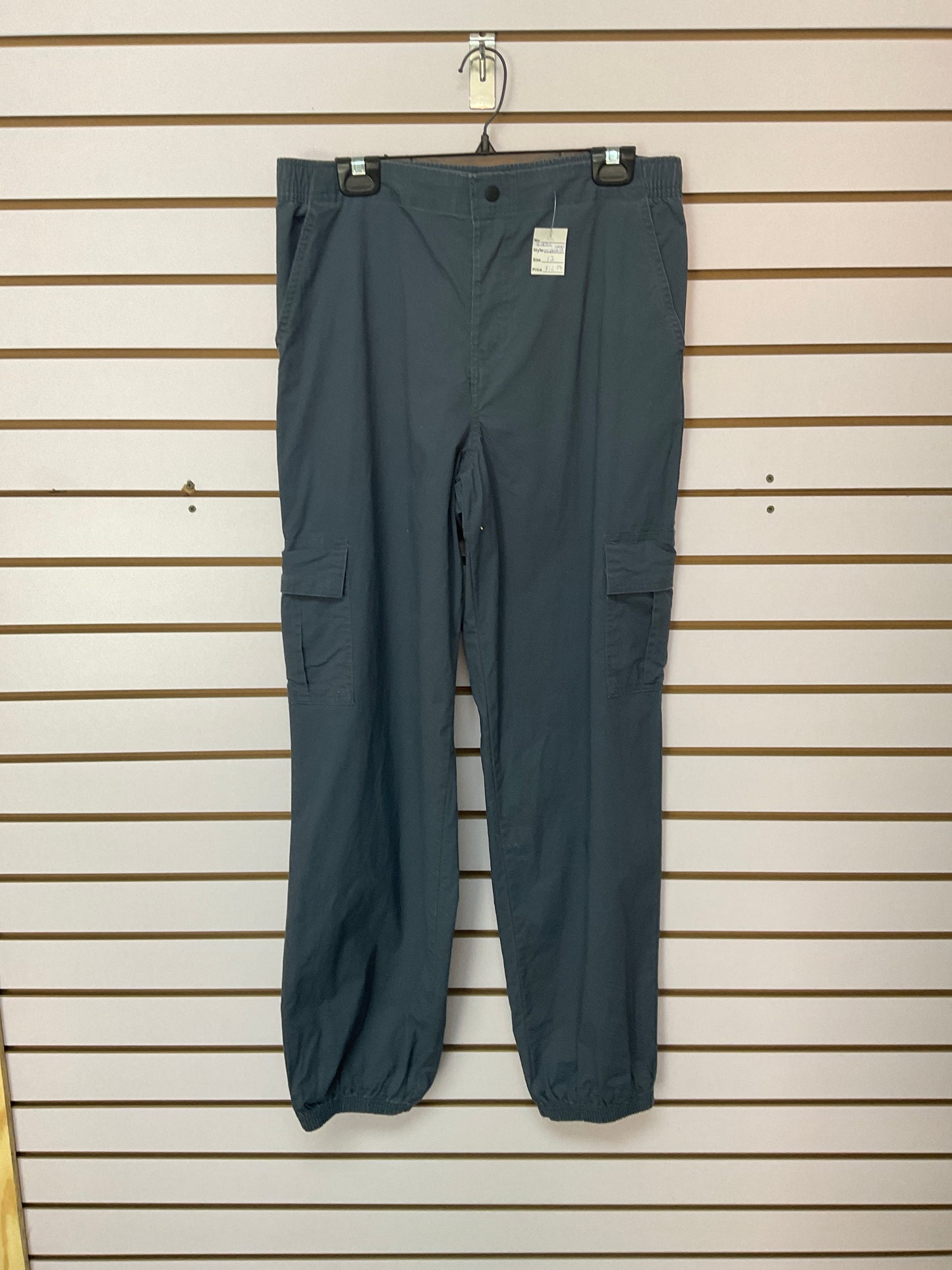 Pantalón cargo con elástico