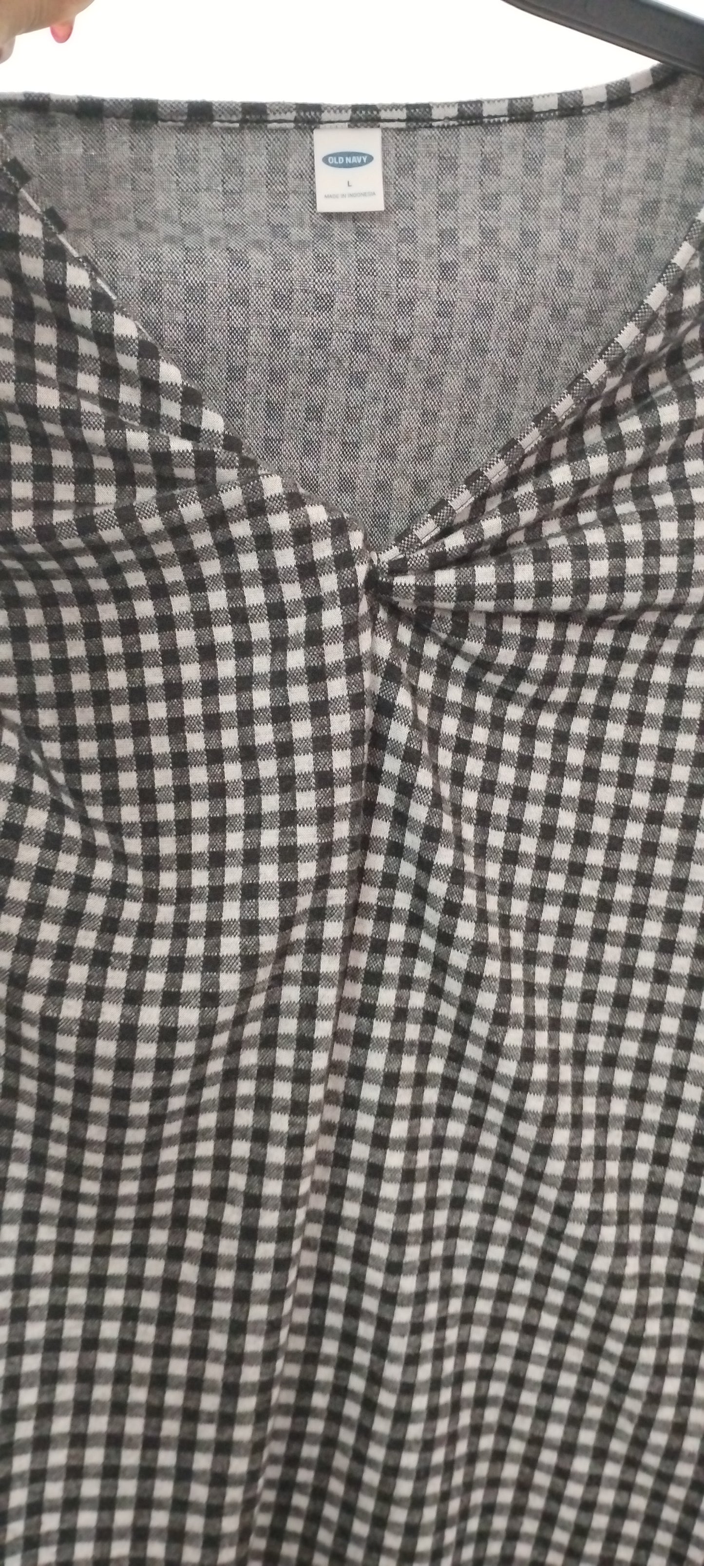 Blusa negra con cuadros