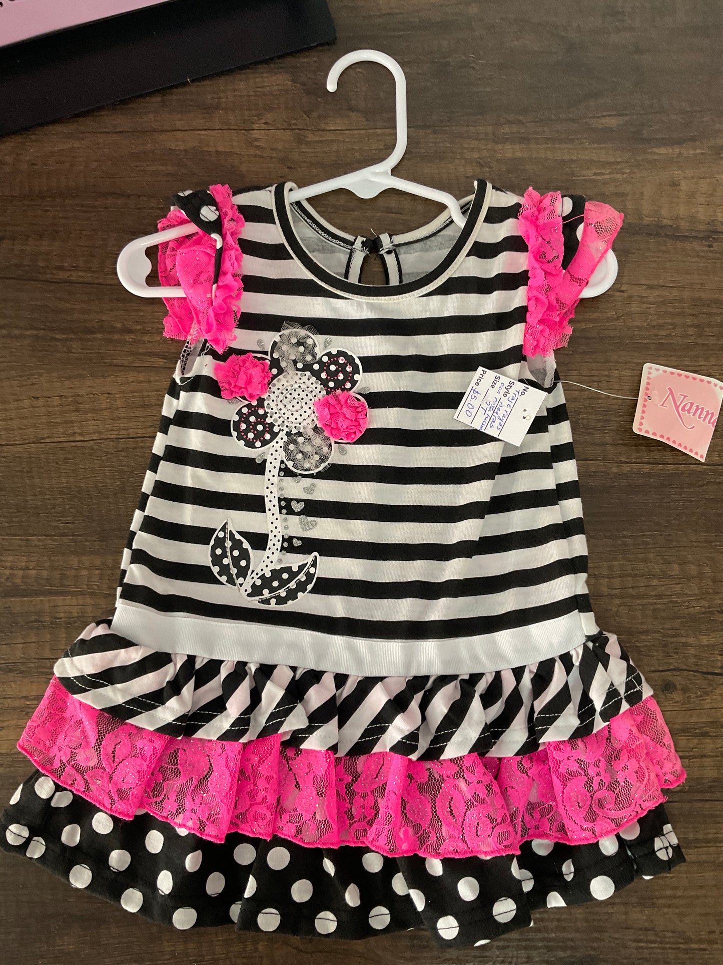 Traje rayas negra