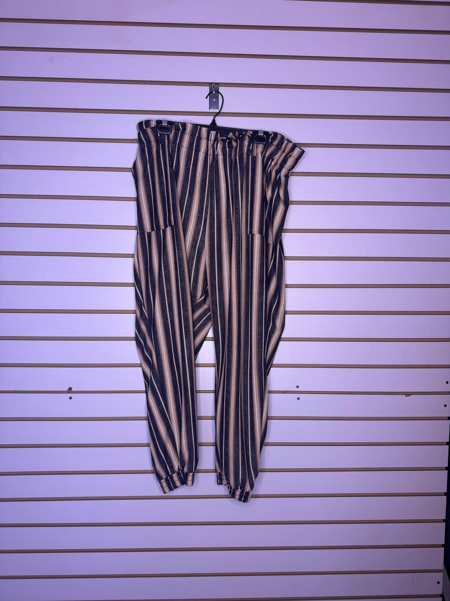 Pantalón rayas vestir