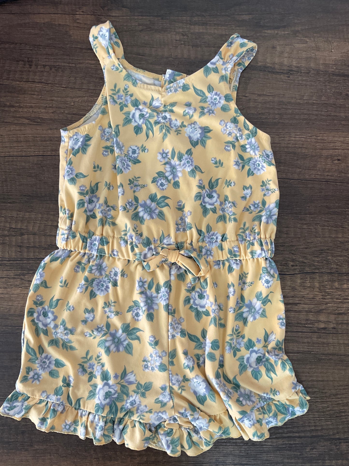 Romper amarillo