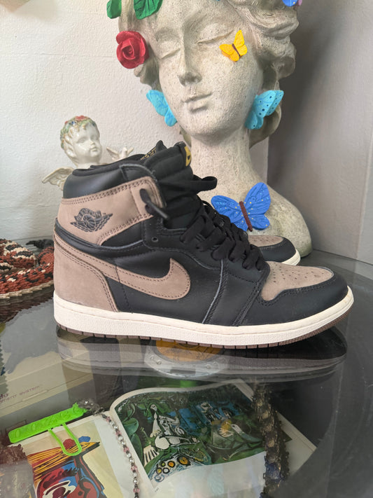 Nike Air Jordan 1 Retro High OG 'Palomino'