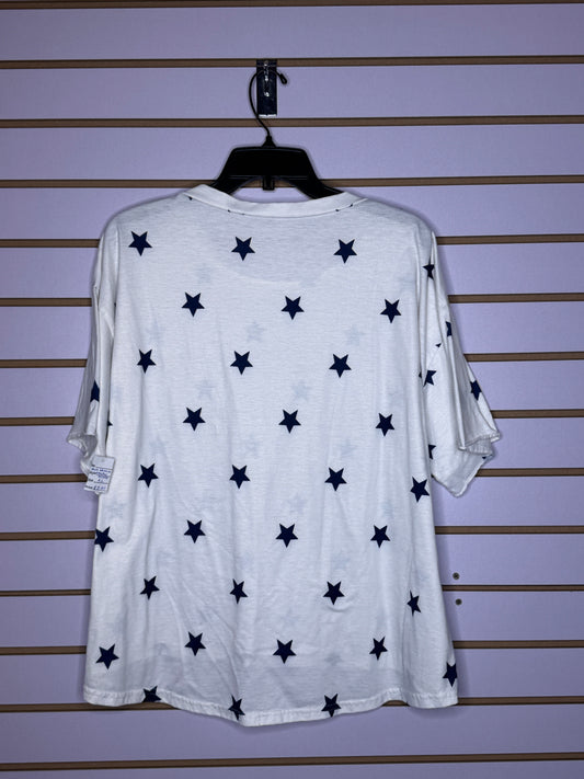 Blusa blanca con estrellas