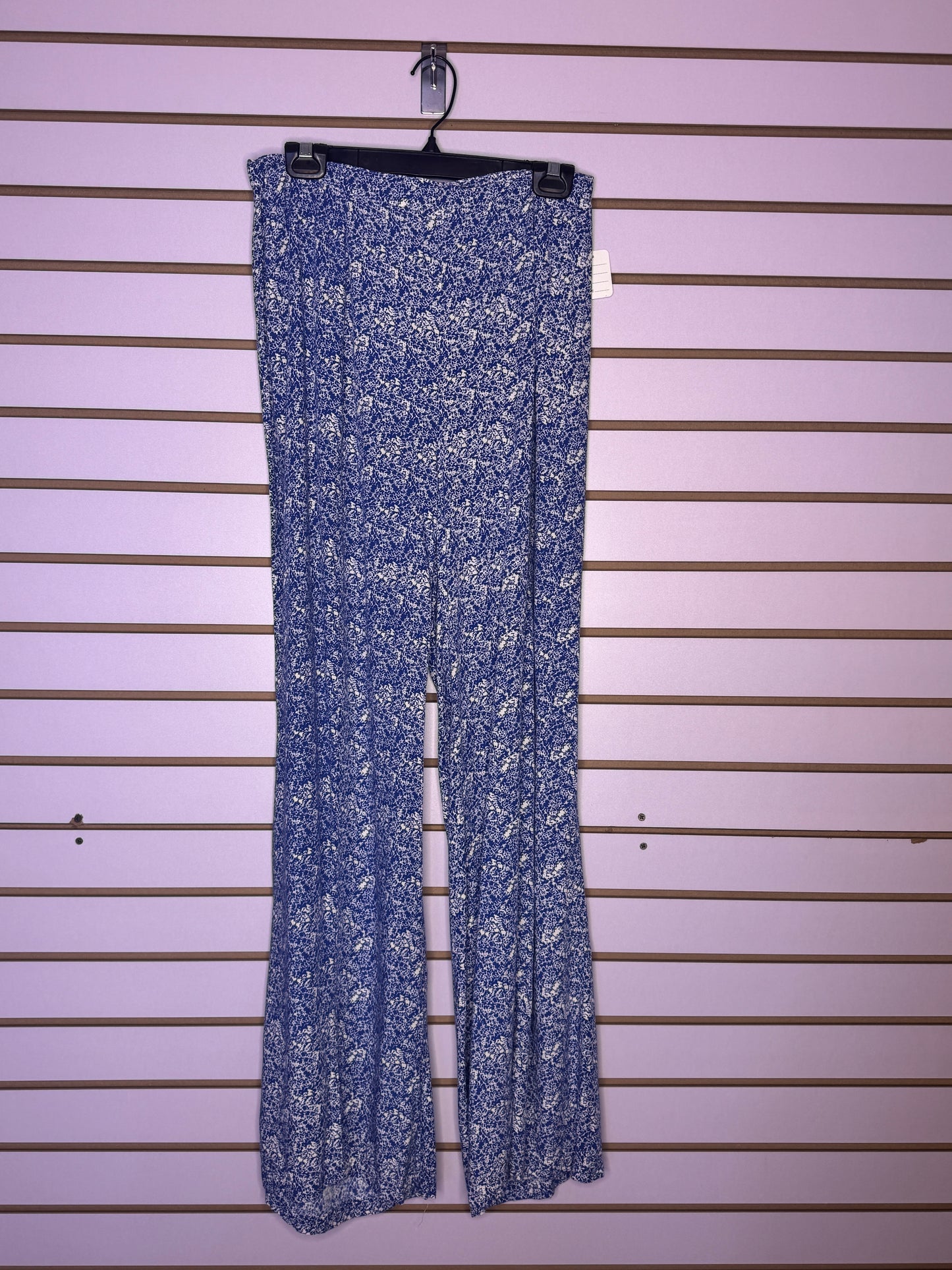 Palazo azul y blanco