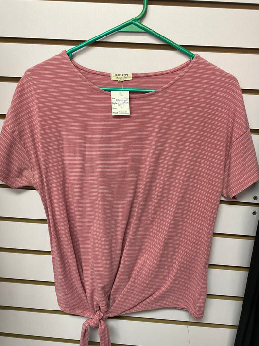 Blusa rosa líneas blancas