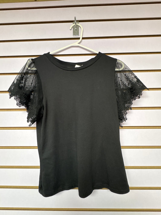 T Shirt Negra Mangas con Encajes