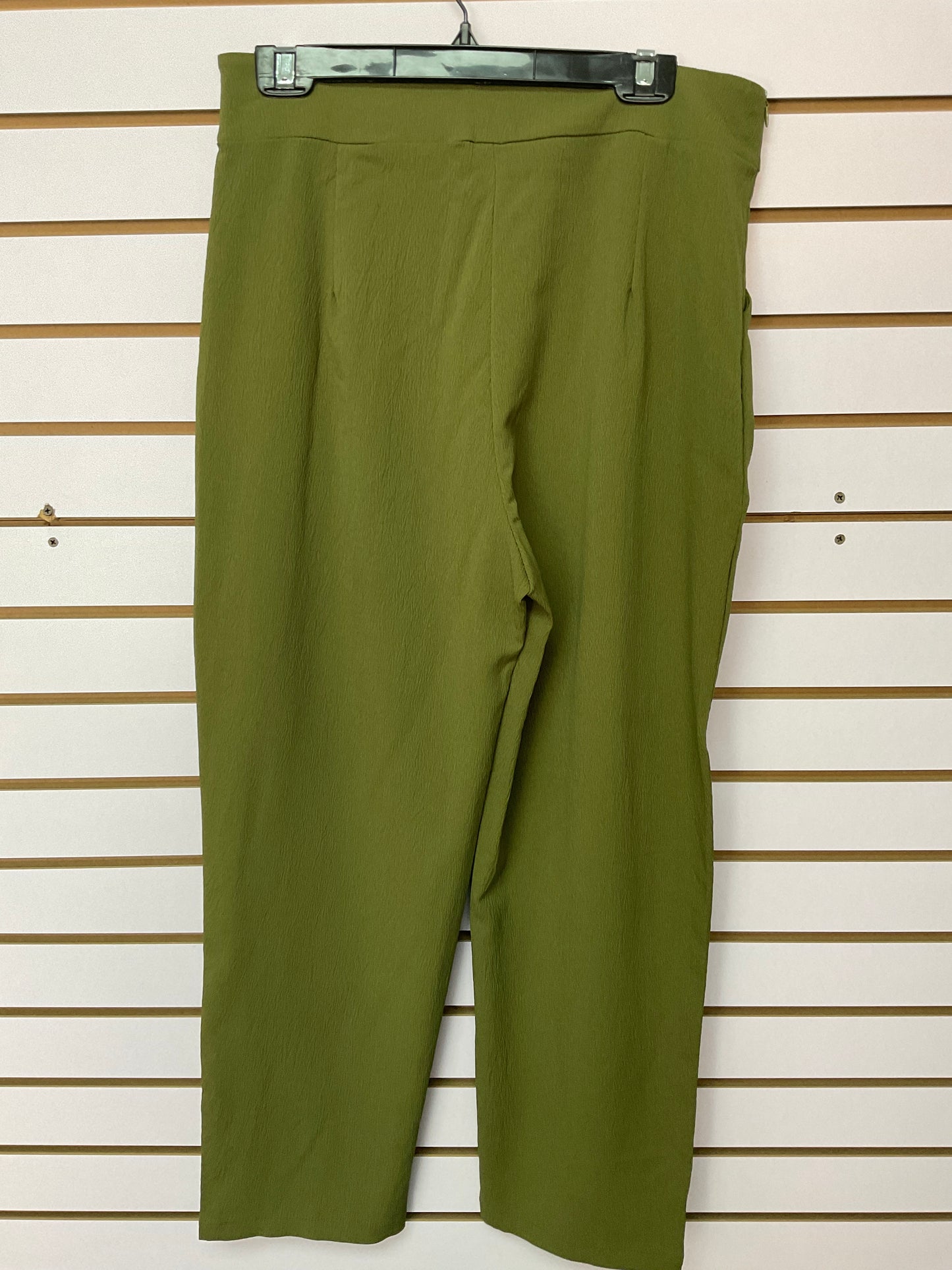 Pantalón verde militar