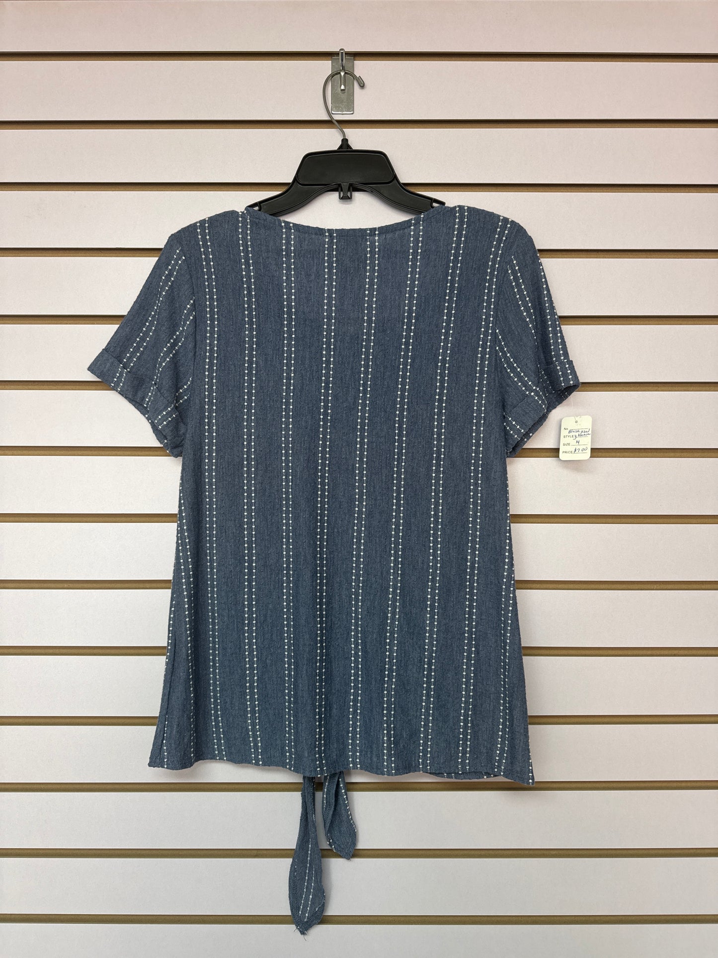 Blusa Azul y Blanca