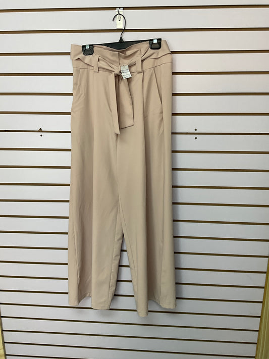 Pantalón crema con lazo