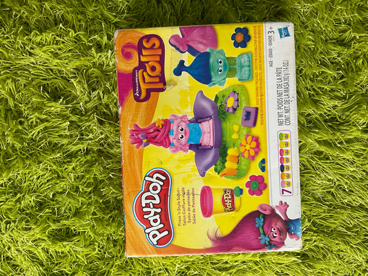 Set play-doh trolls